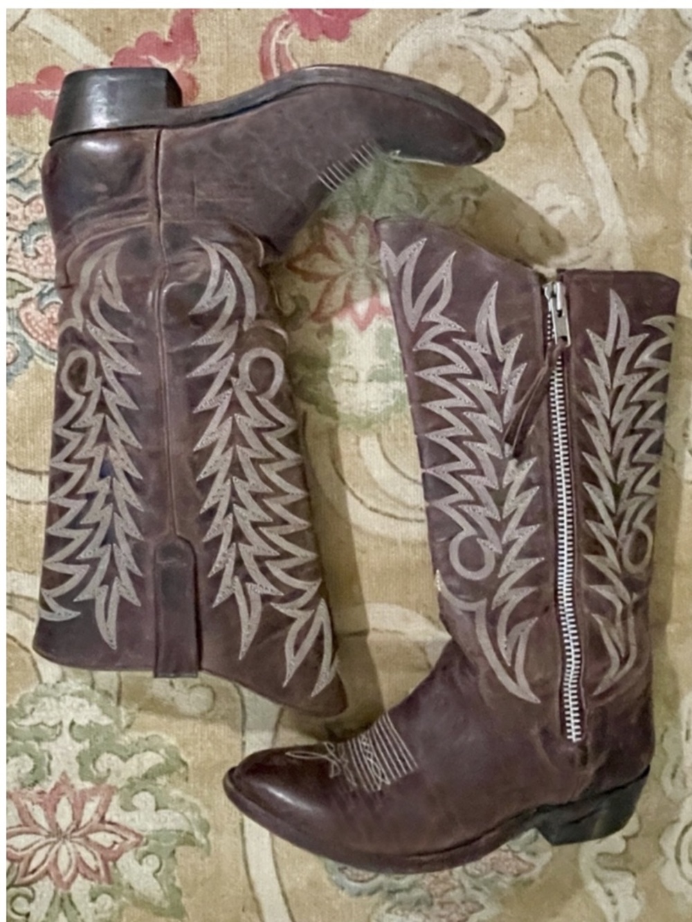Old Gringo | Razz 13" in Brown w/ Embroidery and Side Zip, Sz 8.5 ♥ Like new!
